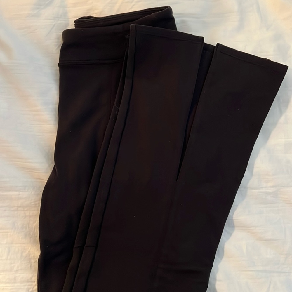 Alo Airbrush 7/8 High Waist Flutter Legging Size Medium